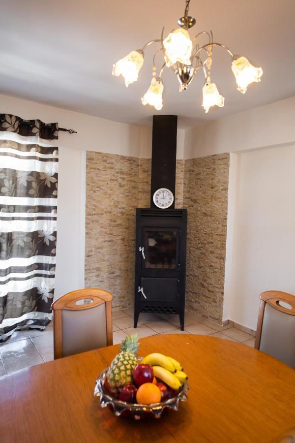 הוילה Komílion Irinis House מראה חיצוני תמונה